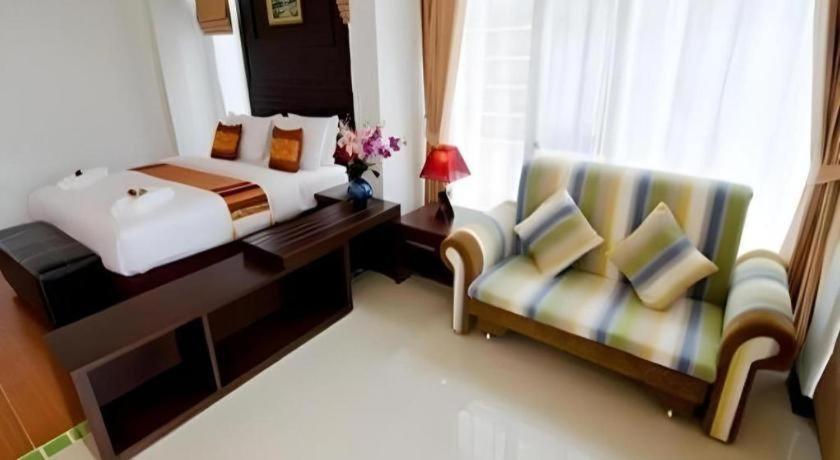 Nattha Waree Hot Spring Resort And Spa Ban Nua Khlong Exterior photo