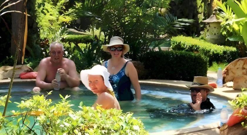 Nattha Waree Hot Spring Resort And Spa Ban Nua Khlong Exterior photo