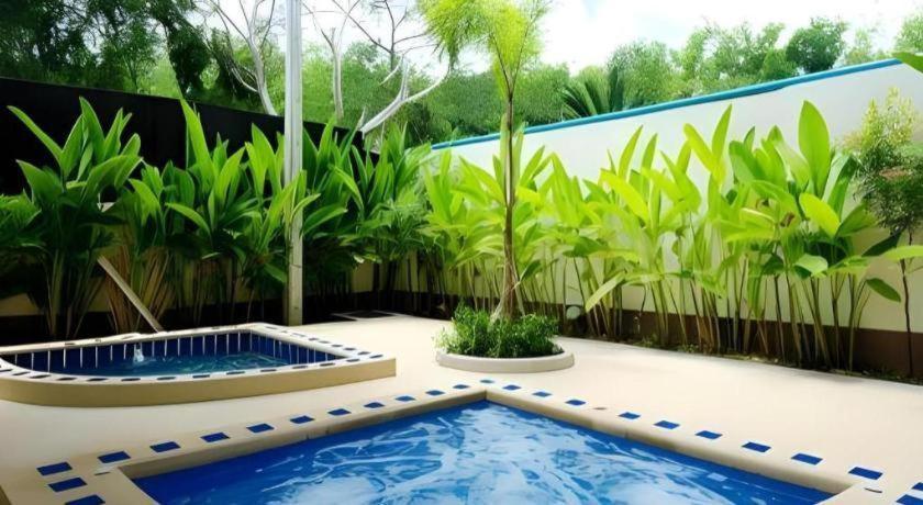 Nattha Waree Hot Spring Resort And Spa Ban Nua Khlong Exterior photo